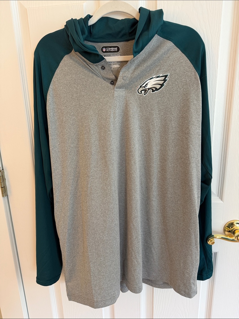 Under Armour Gray and Dark Green Philadelphia Eagles Hooded Long Sleeve
